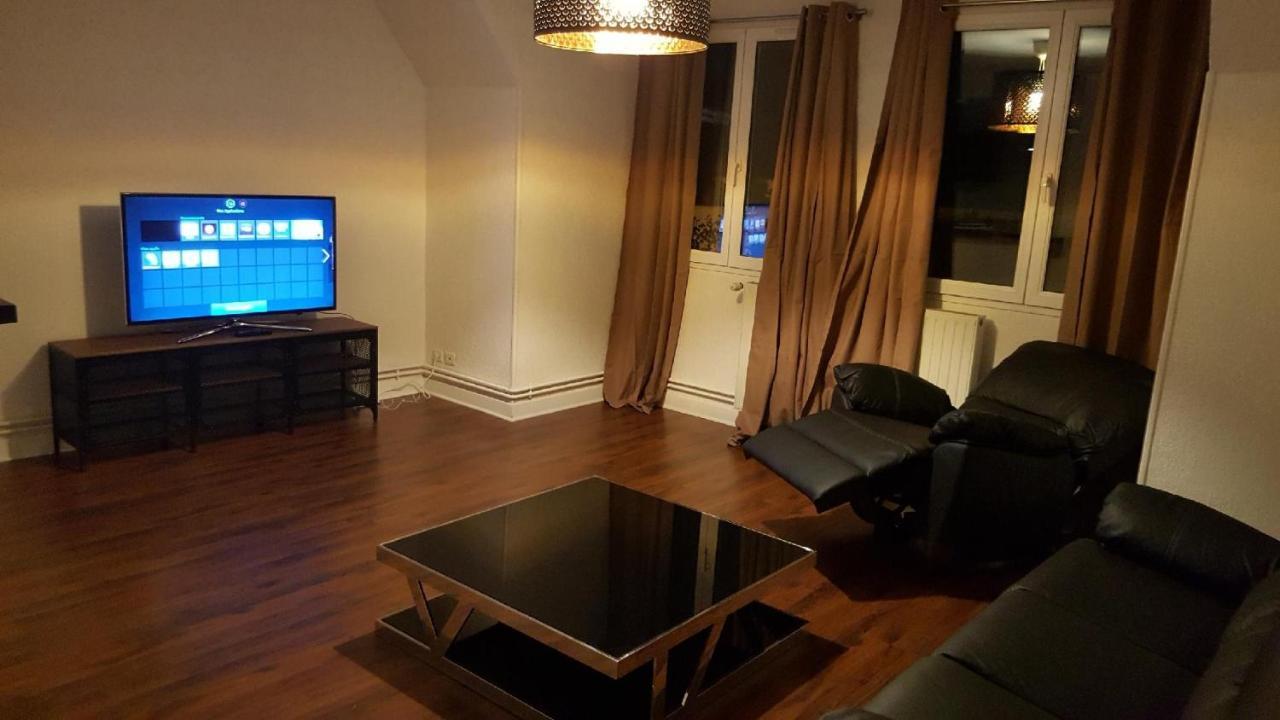 Bel Appartement En Plein Coeur De Ville Le Creusot Eksteriør bilde