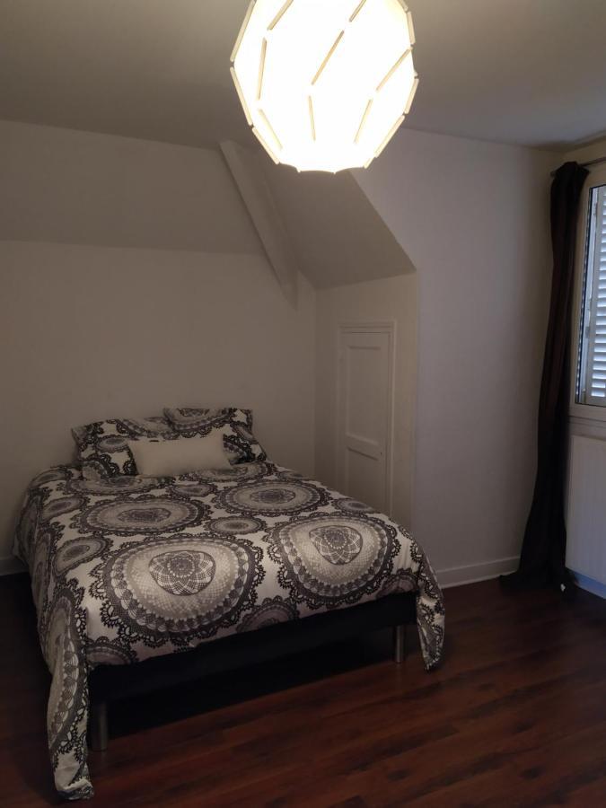 Bel Appartement En Plein Coeur De Ville Le Creusot Eksteriør bilde